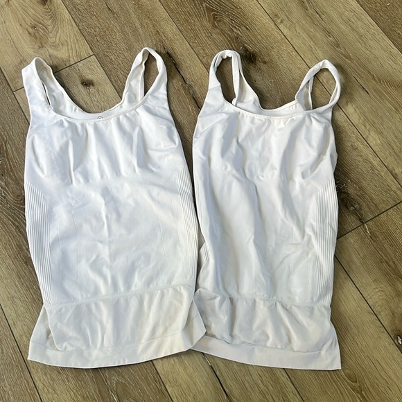 Blanqi Everyday Postpartum & Nursing Tank Bundle 2 White - Picture 1 of 9